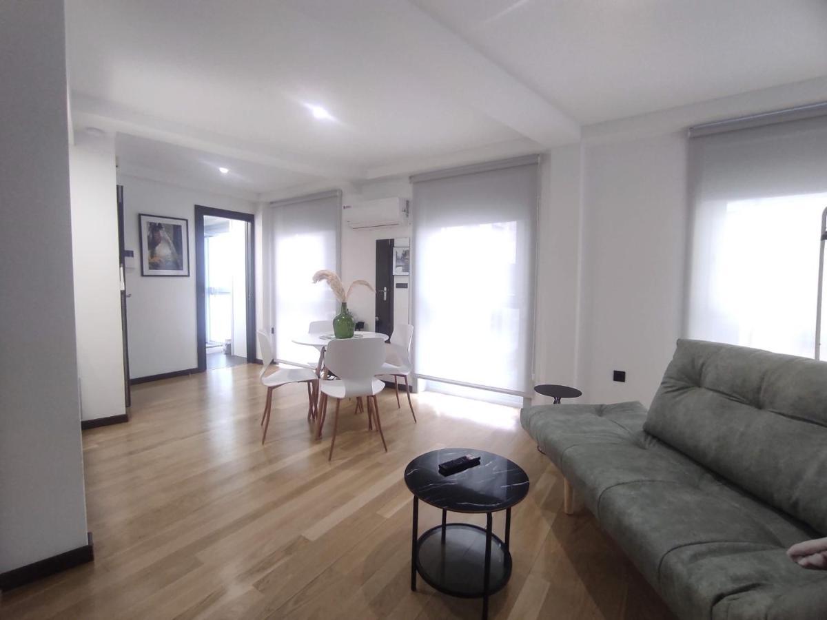 Apartment 1b. Estudio Muy Luminoso En El Corazon Del Tapeo. Ourense